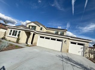 479 Hollyhock Cir, San Jacinto, CA 92582