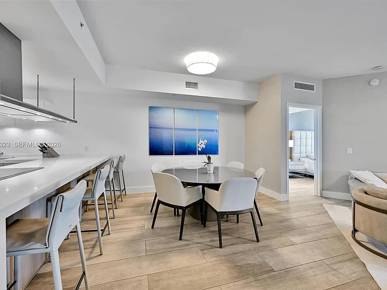 17111 Biscayne Blvd #207 — Photo 10