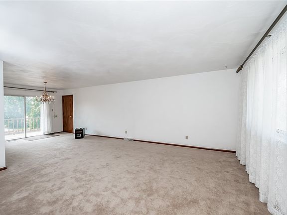 3rd image of 70 Shryock Ave