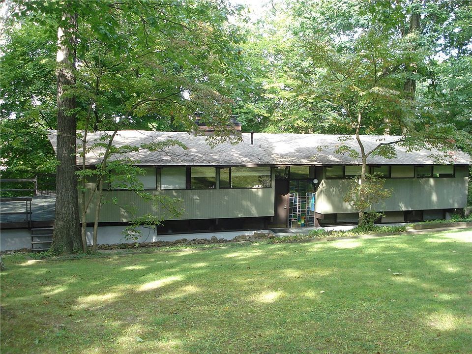 1st image of 155 Leed St
