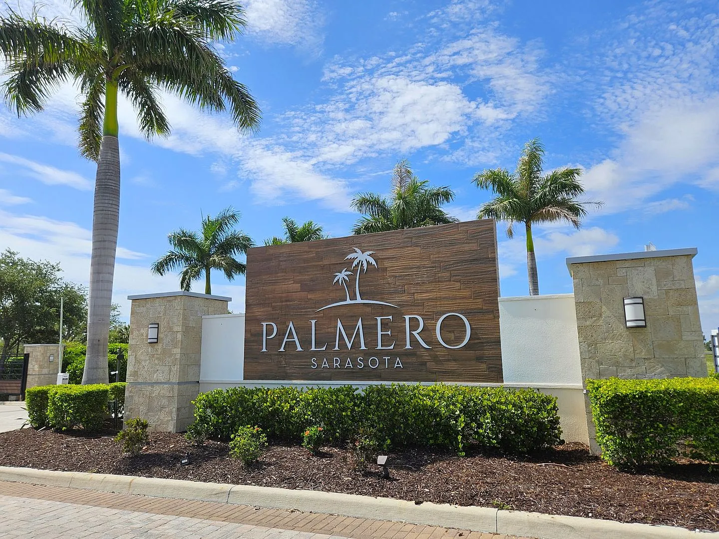 Annual Furnished or Seasonal Short-Term 4 Bedroom 2.5 Bathroom Home in Palmero! — Photo 2