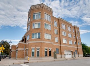 1 S Lincoln Ave APT 305, Lombard, IL 60148