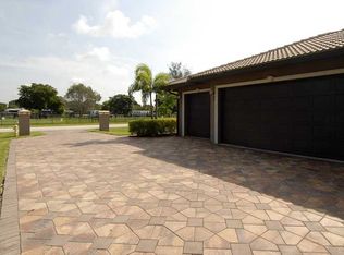 11840 NW 17th Pl, Plantation, FL 33323