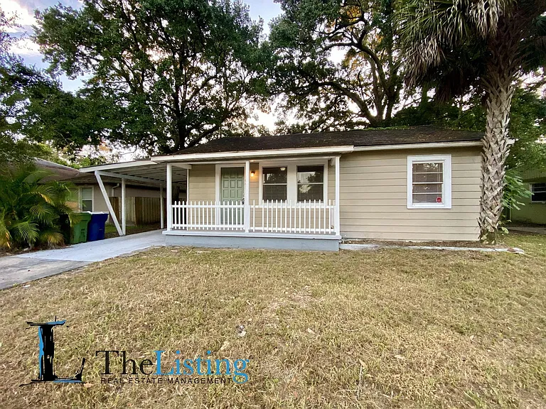 10011 N Jasmine Ave — Photo 3