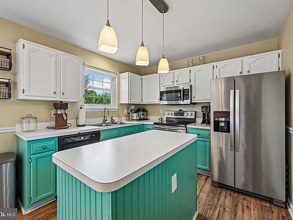 3rd image of 3222 Atlee Ridge Rd