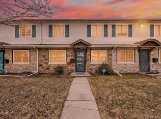 16515 Terrace Village Dr, Taylor, MI 48180