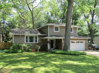 966 Mancelona Dr, Muskegon, MI 49445