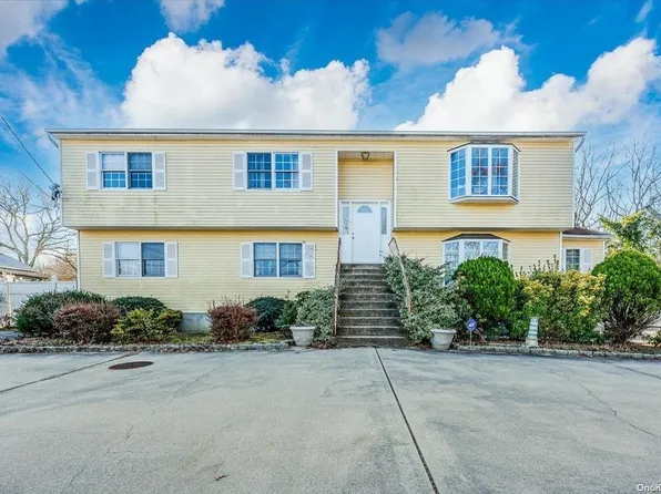 56 Hazel Avenue, Farmingville, NY 11738