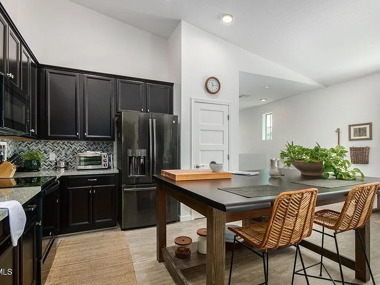 3900 E Baseline Rd #113 — Photo 16