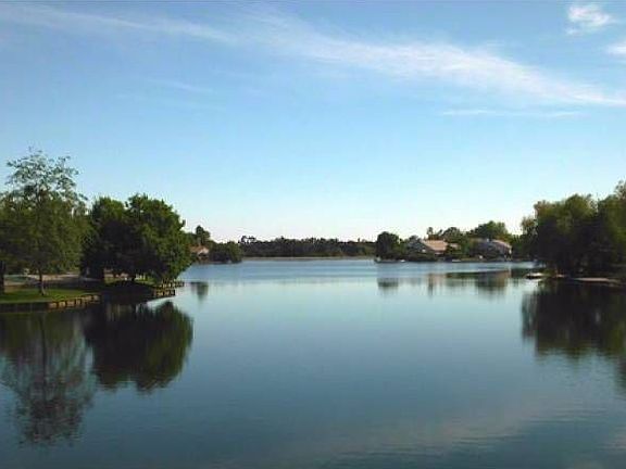 Community Lake - Fishing