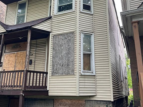 2nd image of 6321 S Rhodes Ave