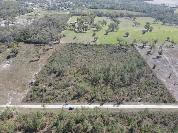 SE Colonial Way, Lee, FL 32059
