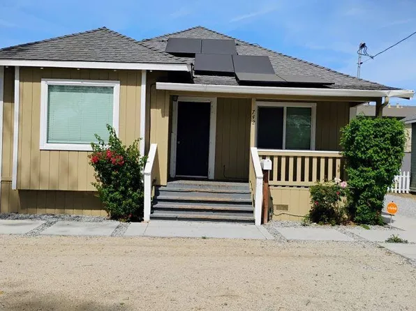 742 4th St, Hollister, CA 95023