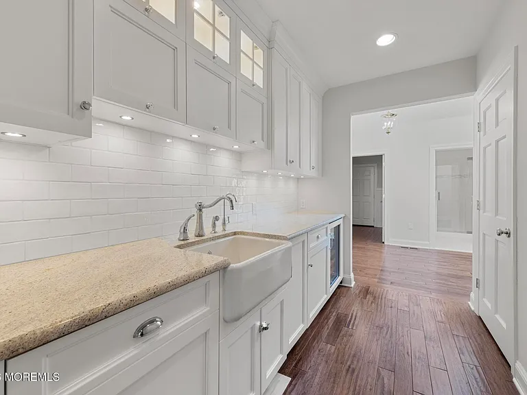 954 Barnegat Ln — Photo 35