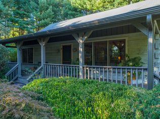 13510 Picnic Woods Rd, Lovettsville, VA