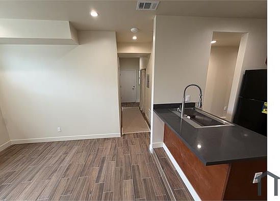 2nd image of 3180 San Bruno Ave