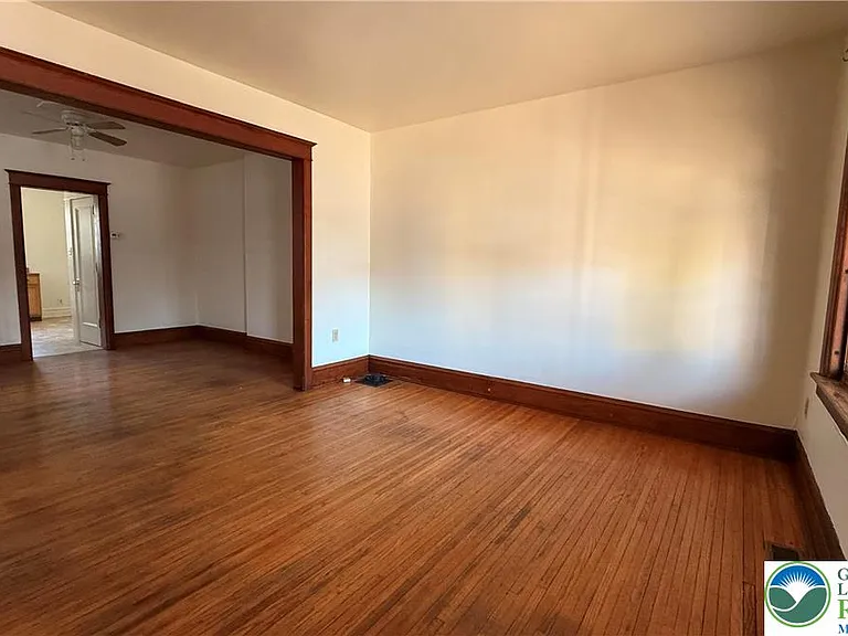 2125 Northampton St — Photo 3