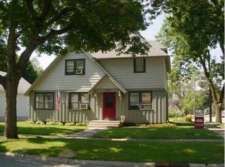1724 Bruner St, Rockford, IL 61103