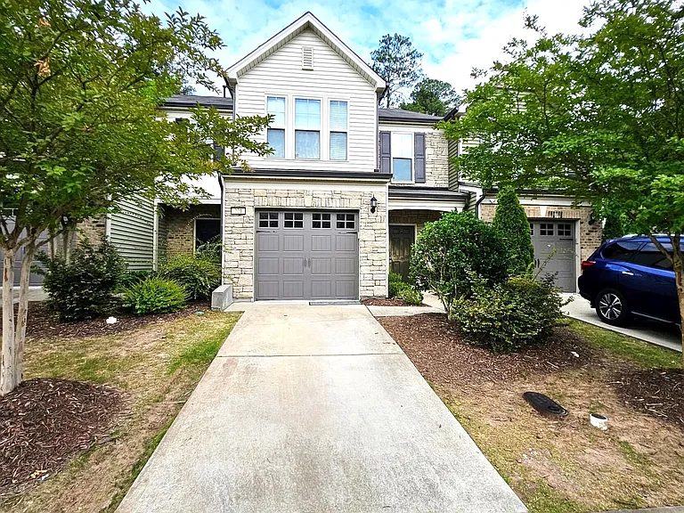221 Olivet Loop #1 — Photo 1