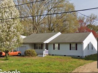 15 Whittier Ave, Newport News, VA 23606