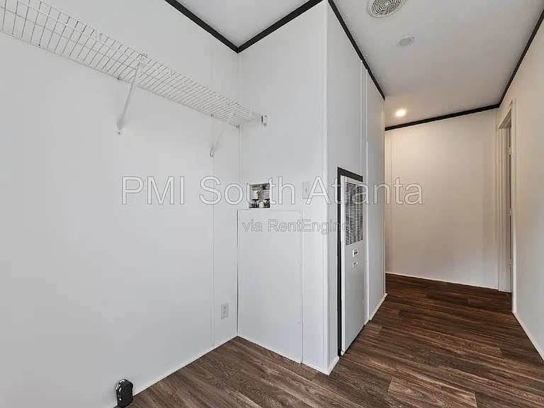 2621 Jeffersonville Rd #23 — Photo 12