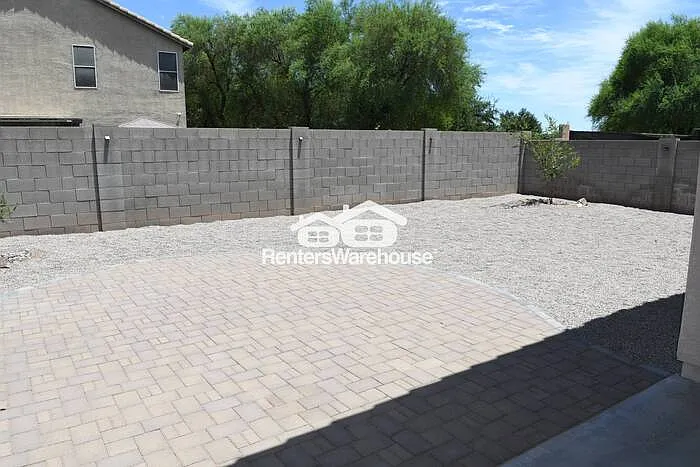 15338 W Banff Ln — Photo 11