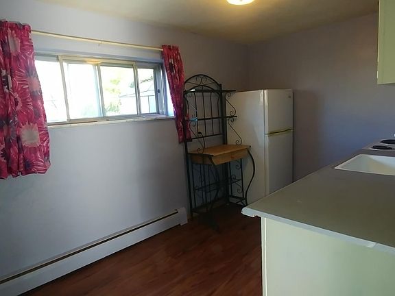 3rd image of 408 N Vine St