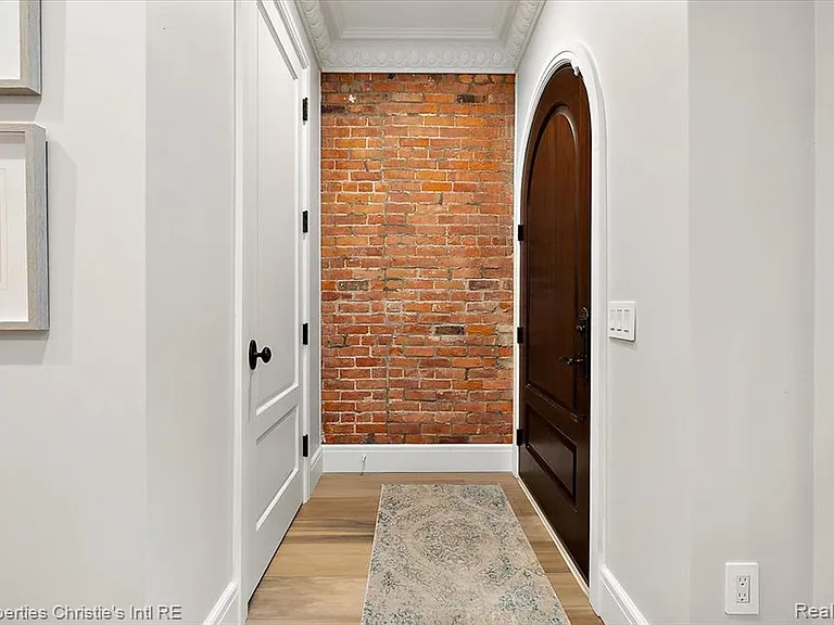 3412 John R St #A — Photo 4