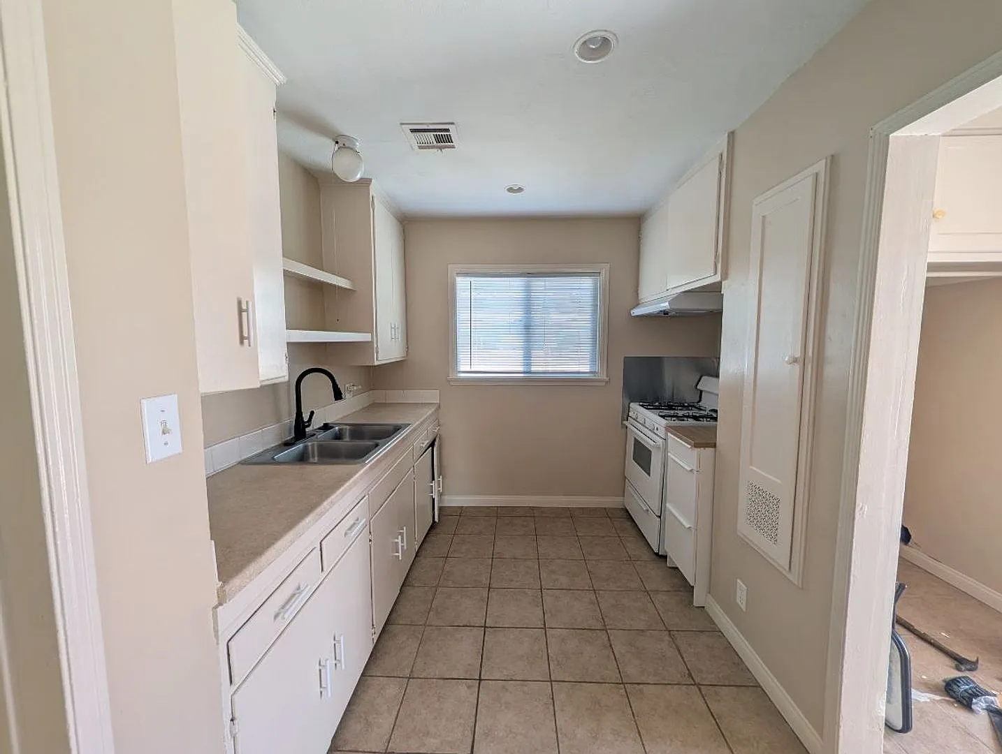 2 Bed 1 Bath Humble Abode With Detached Garage And Laundry Hook Ups — Photo 1