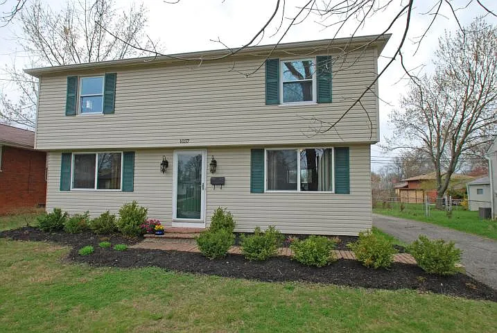 1037 Wetmore Rd photo 1
