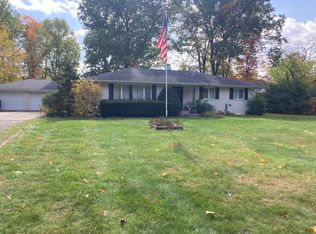 33535 Redfield St, Niles, MI 49120