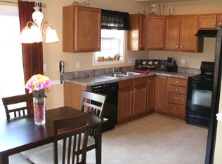 5825 Huckleberry Ct, Winston Salem, NC 27105