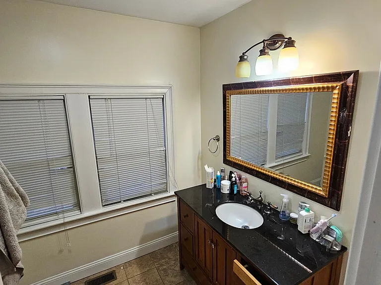 50 Greycliff Rd #4 — Photo 9