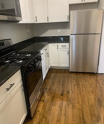3rd image of 35 Ruth St