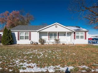315 E Division St, Marine, IL 62061
