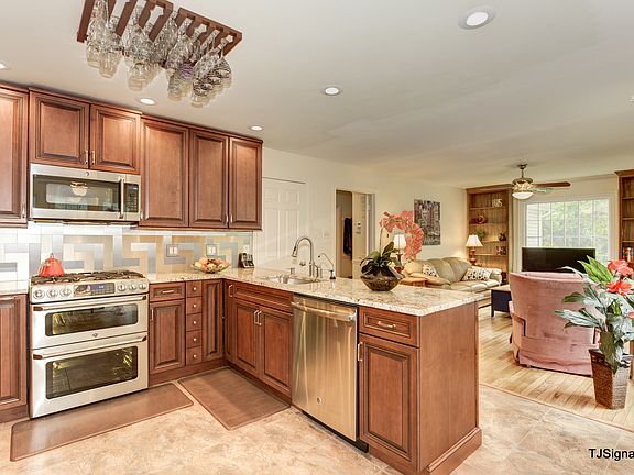 5th image of 12510 Alexander Cornell Dr