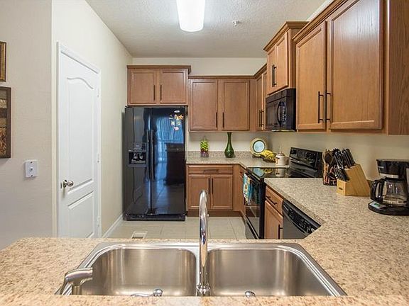 5th image of 2236 Betsy Ross Ln