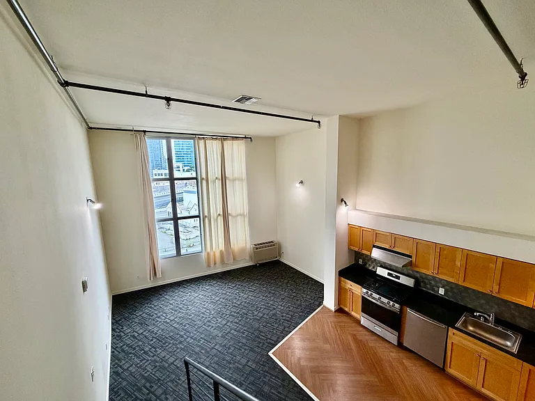 575 Harrison Street — Photo 16