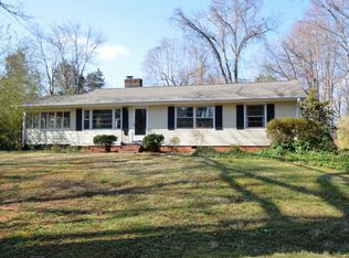 4618 Andrews Dr, Winston Salem, NC 27106