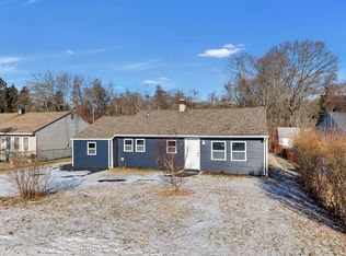 47 Maple Dr, Groton, CT 06340