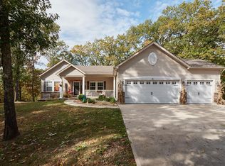 140 Spring House Ln, Troy, MO 63379