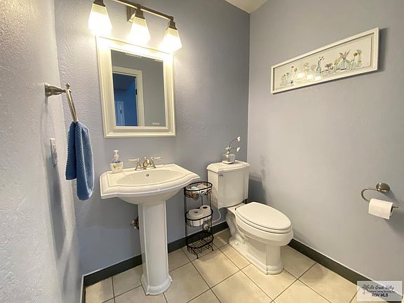 5th image of 4601 Carmen Ave APT 1604