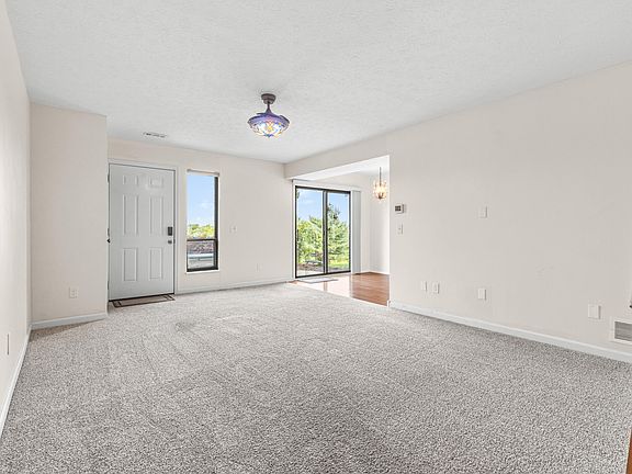 4th image of 903 Outlook Ridge Ln