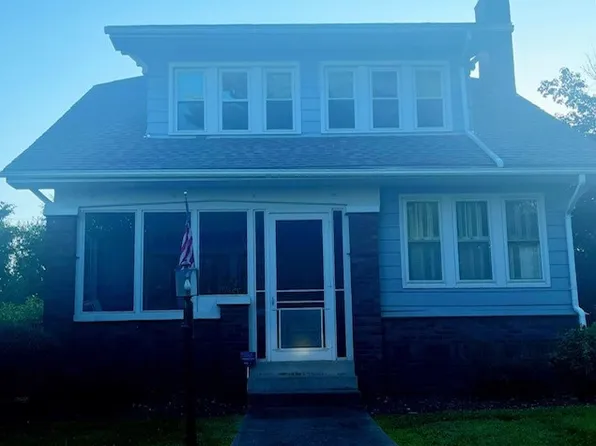 907 N 7th St, Cambridge, OH 43725