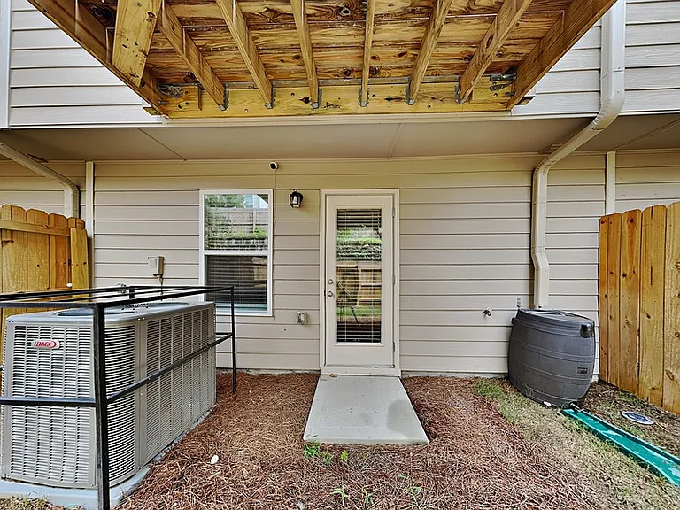 975 Society Cir SW — Photo 17