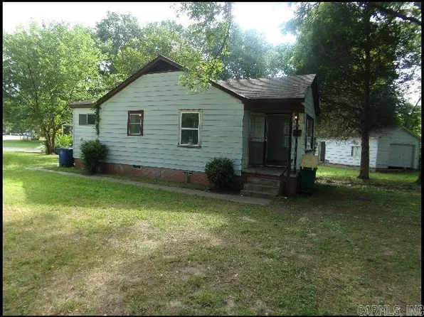129 Saunders Dr, North Little Rock, AR 72117