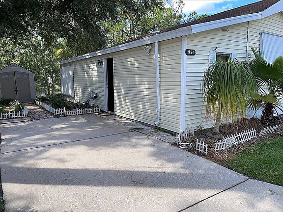 2nd image of 959 Savanna Dr