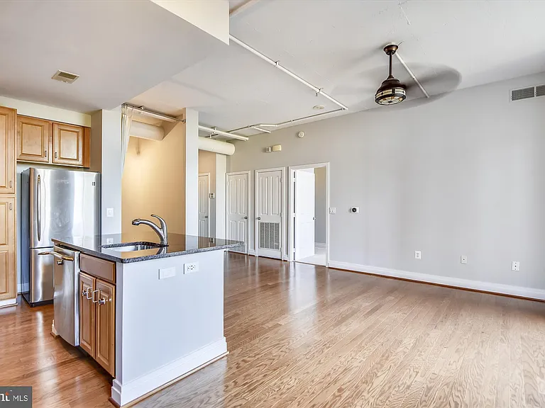 4480 Market Commons Dr #305 — Photo 7