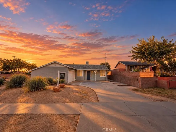 37442 4th St E, Palmdale, CA 93550