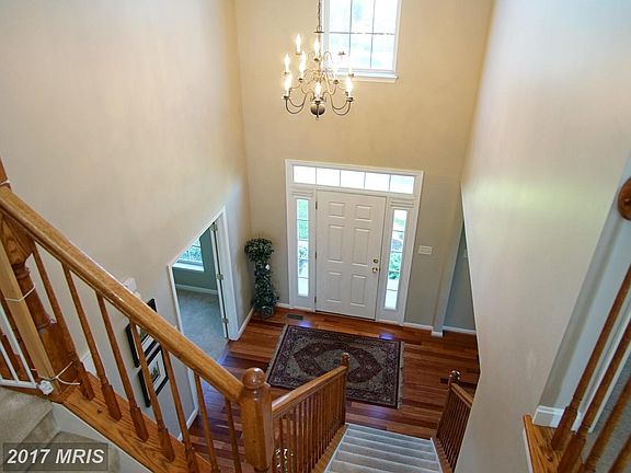 4th image of 5845 Bottlebrush Ct